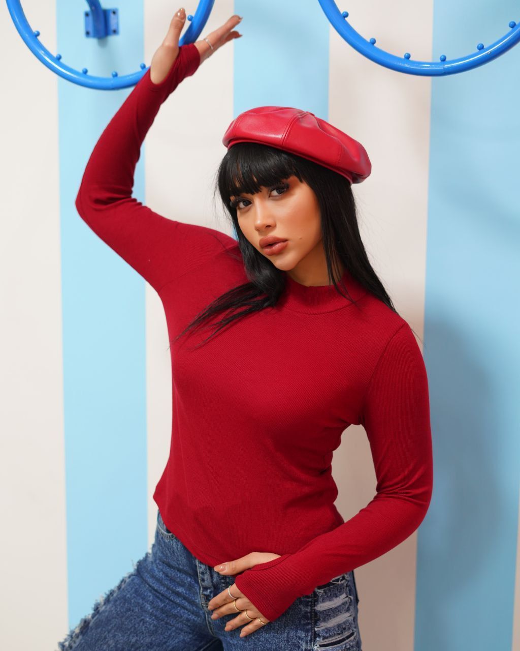 بلوز یقه ایستاده آستین فینگردار08(عمده) - Image 2