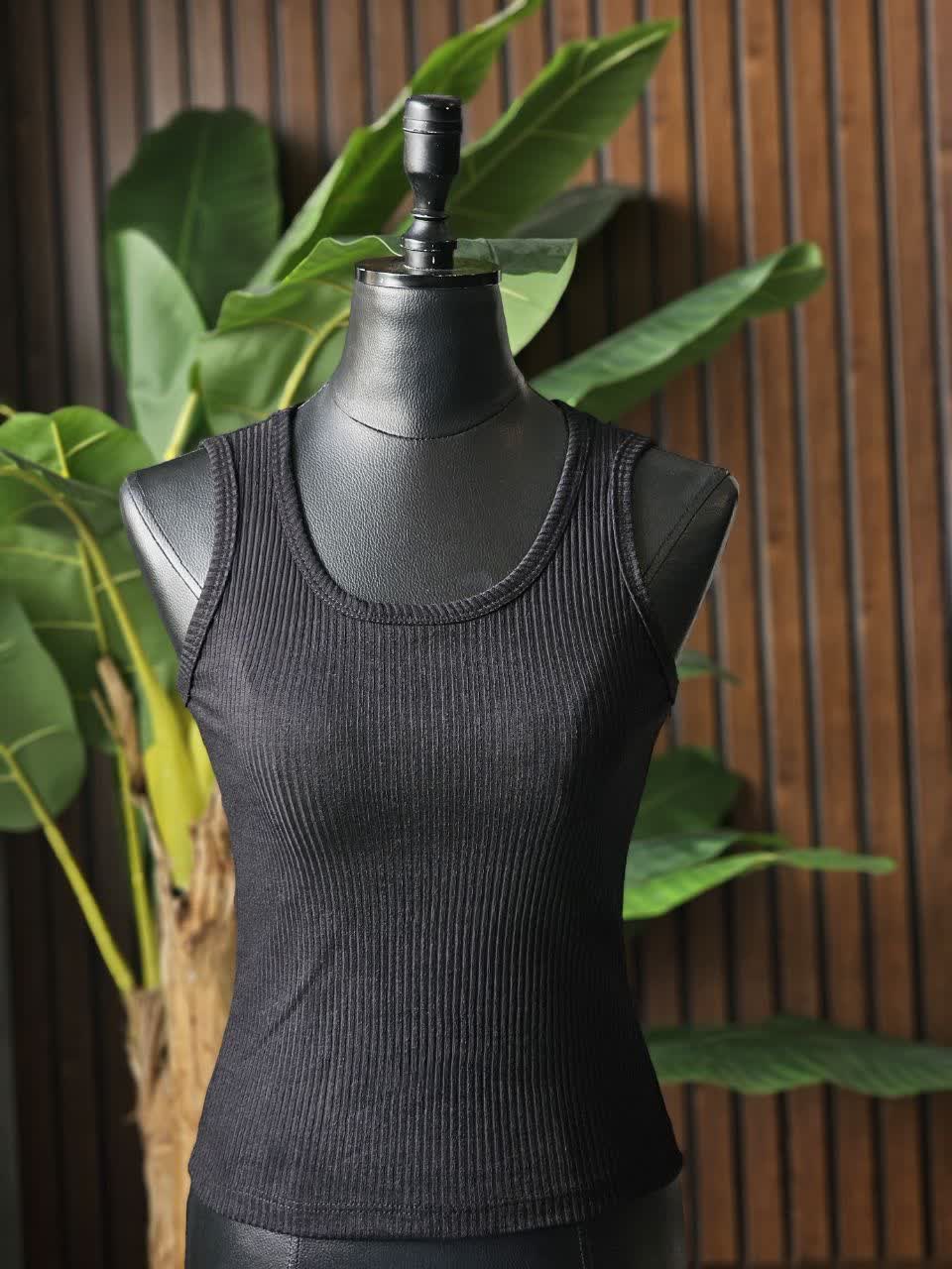 تاپ یقه گرد ساده مشکی(عمده)